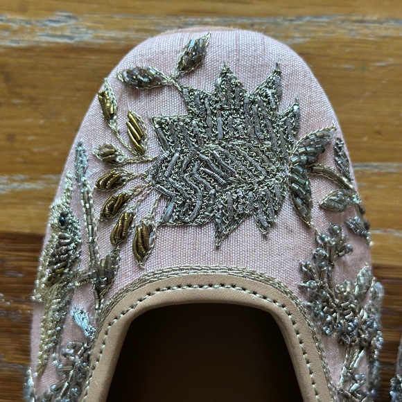 Indian juttis by Fizzy Goblet. - Picture 3 of 5